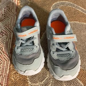 Toddler Under Armour sneakers 👟